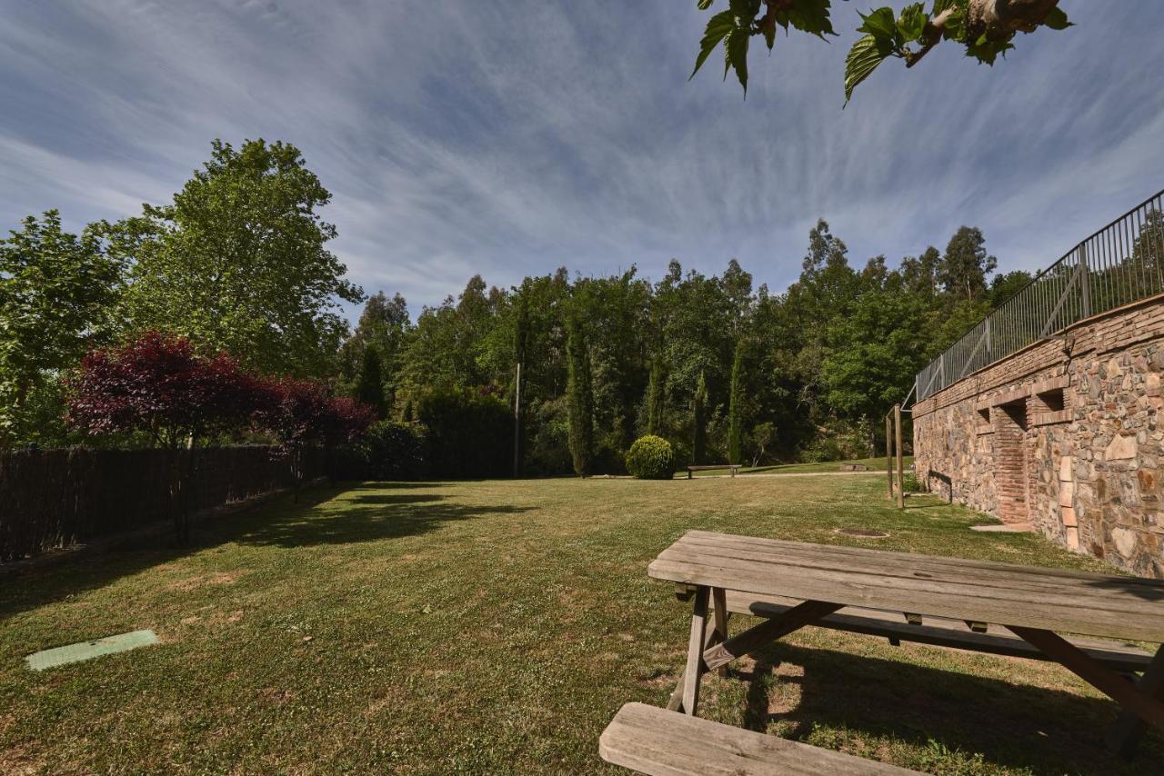Masia Rural Can Salarichs Riudarenes Esterno foto