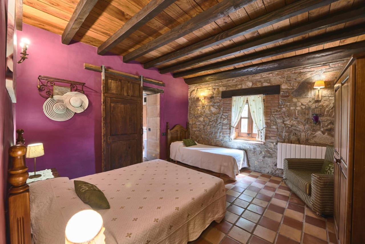 Masia Rural Can Salarichs Riudarenes Esterno foto