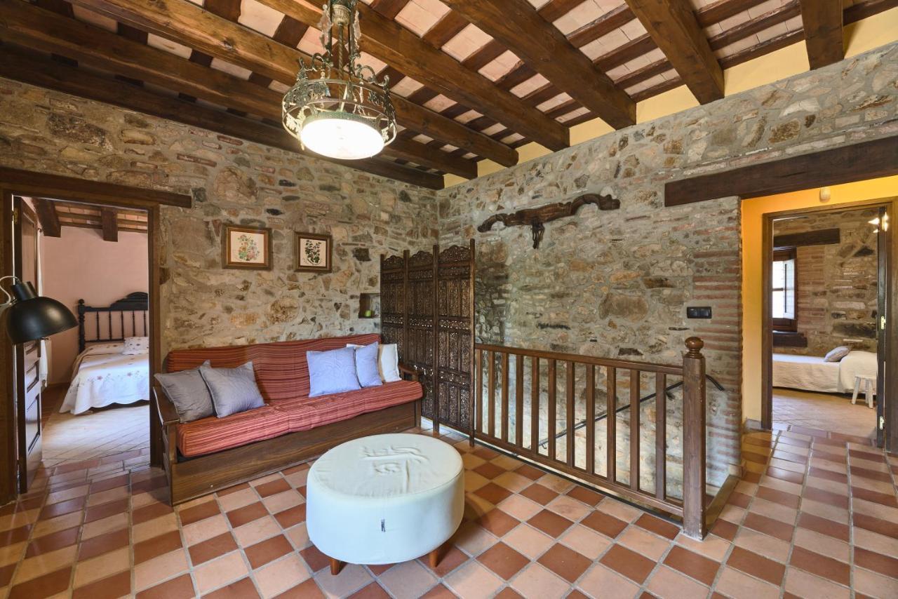 Masia Rural Can Salarichs Riudarenes Esterno foto
